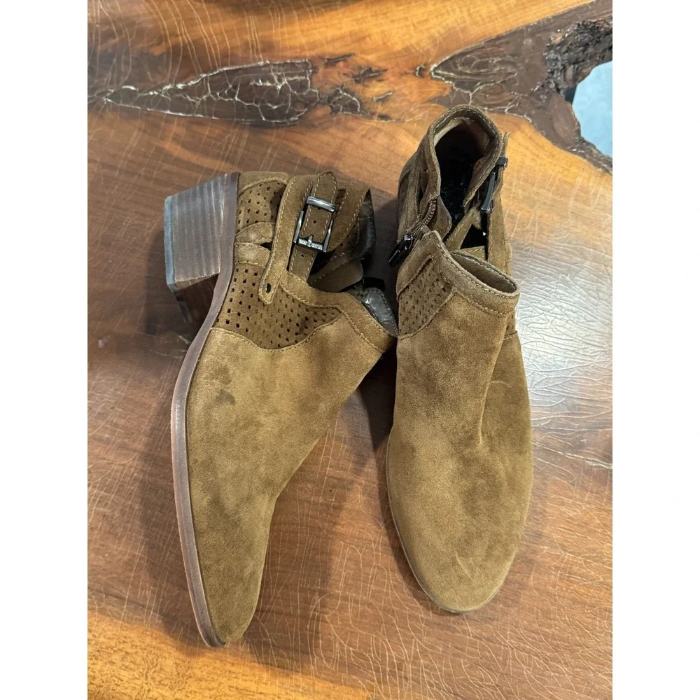 Vince Camuto‎ Suede Ankle Boots 11M/41 Brown NIB China